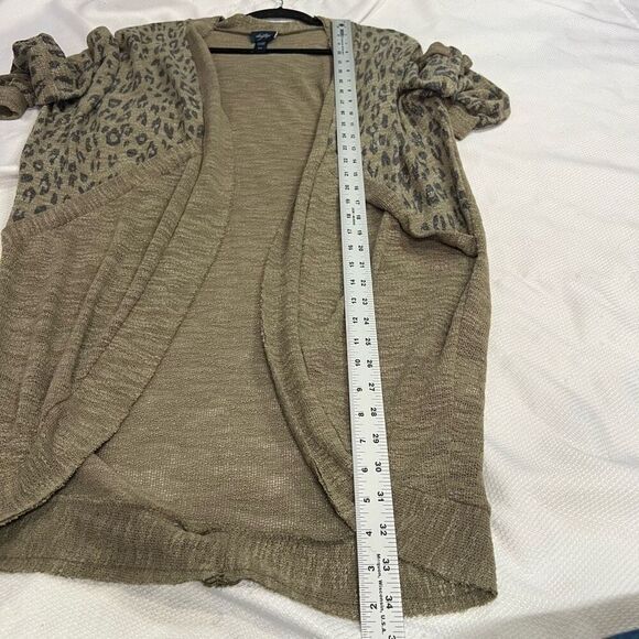 Daytrip Olive Black Lightweight Animal Print Cardigan XS - Picture 5 of 8